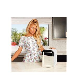 Mini Refrigerator and Personal Beauty Fridge, Mirrored Door with 4-Liter White